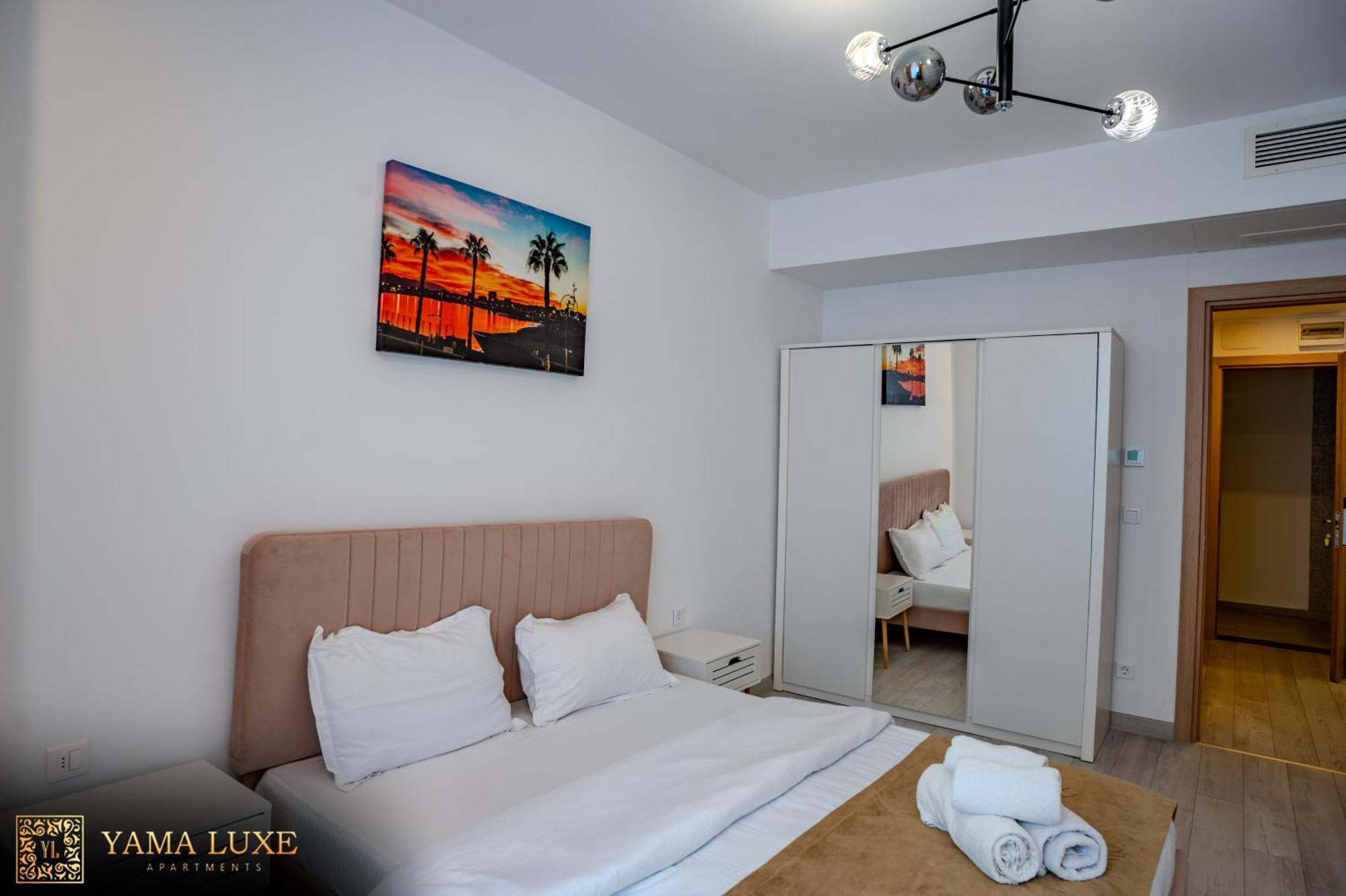 Yamaluxe Apartments - Heart & Soul With Lovely Colours Bukarest Exterior foto